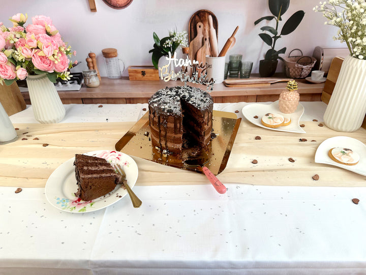 Choklad Naked Cake - olika storlekar