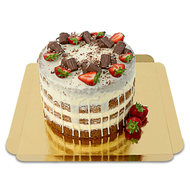 Naked Cake mit Yogurette Deko
