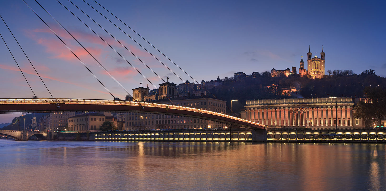 Livraison de gâteaux à Lyon !