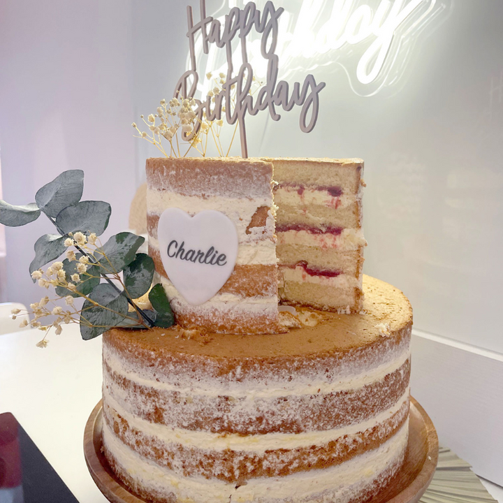 Naked Cake tvåvåningstårta