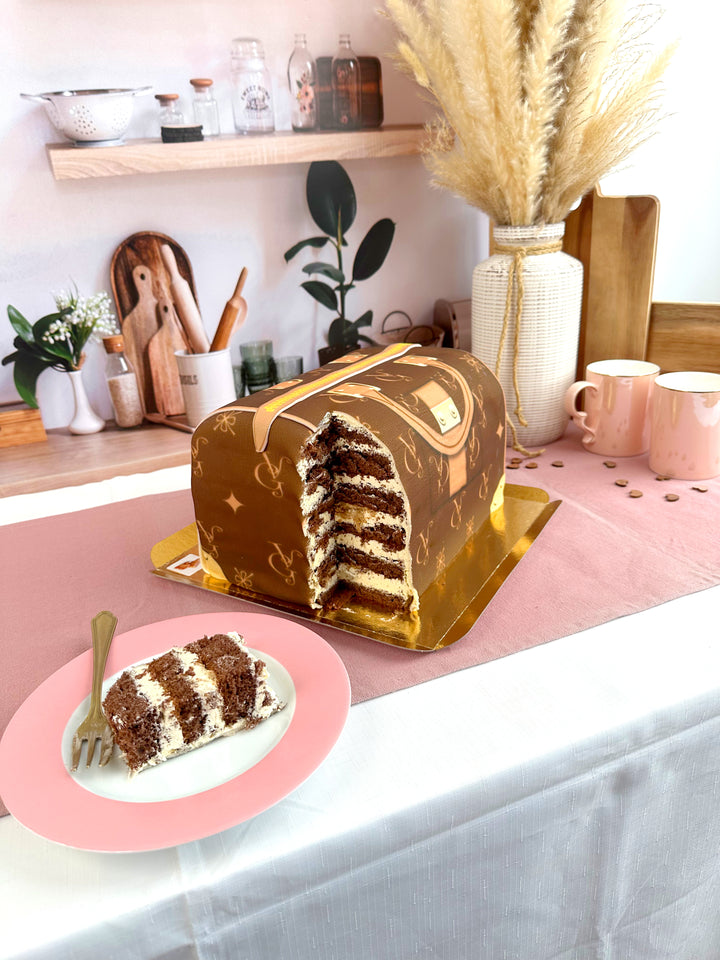 Handväsktårta VG, Brun med beiga detaljer