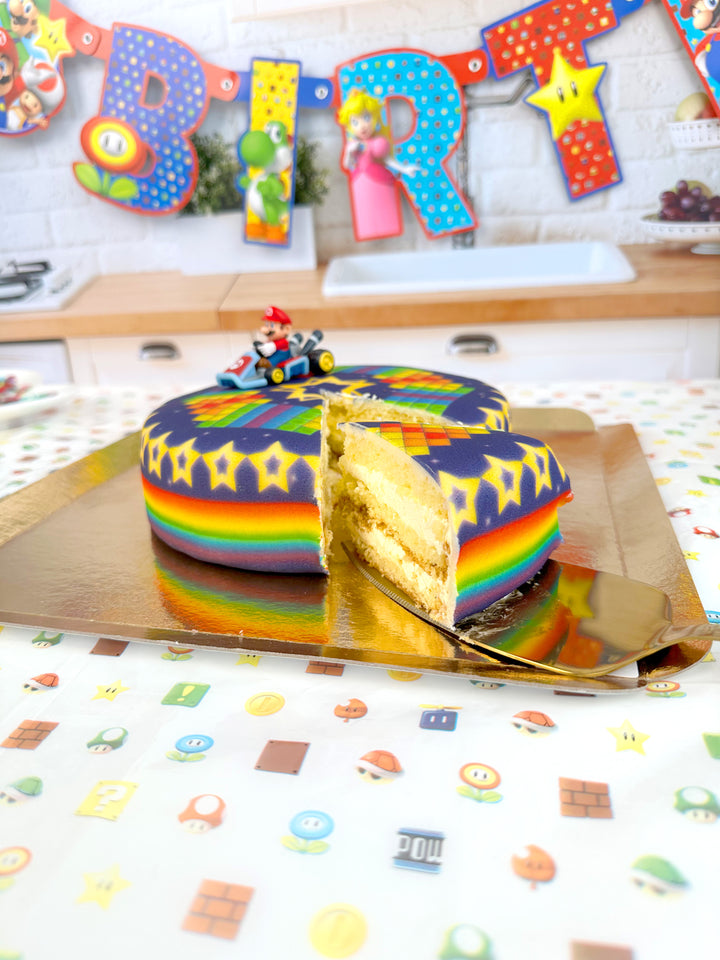 Mario kart® på regnbågsbana-tårta