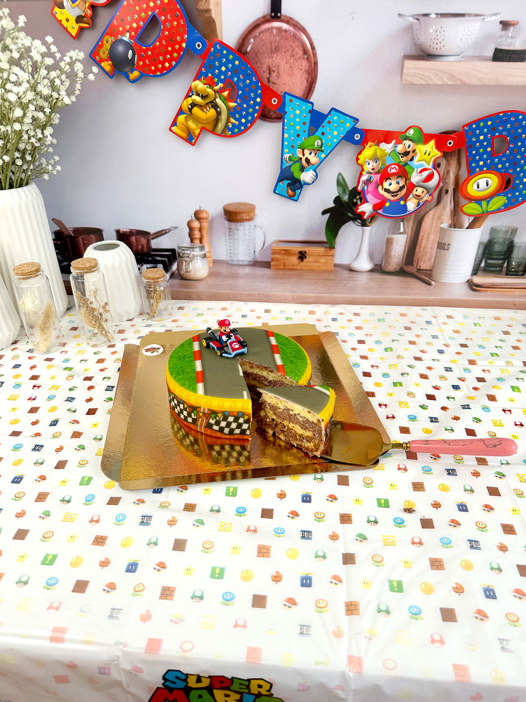 Mario Kart® på racerbanetårta