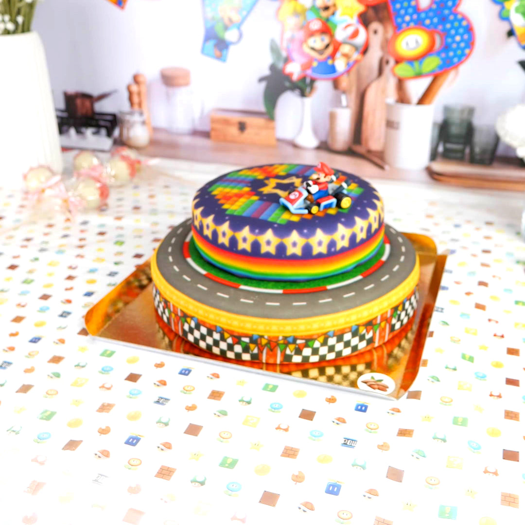 Mario Kart® på tvåvåningstårta med världsbana