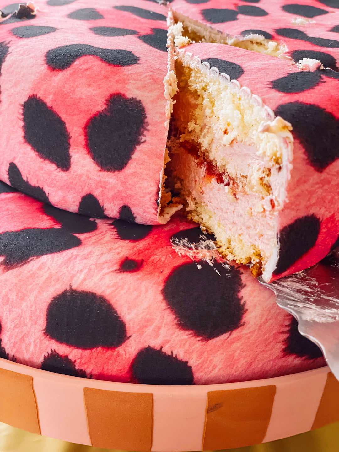 Leopardmönster tårta, rosa