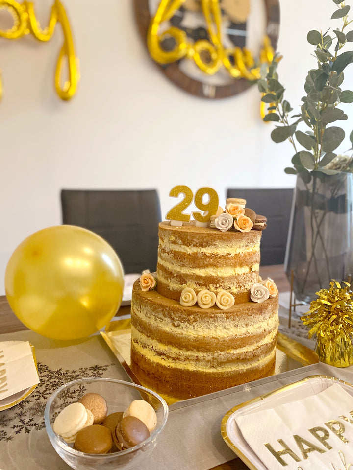 Tvåvånings Naked Cake med chokladsmak