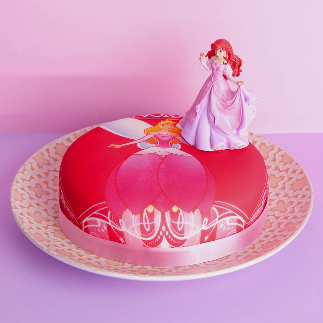 Disney®prinsessan Ariel® på rosa tårta