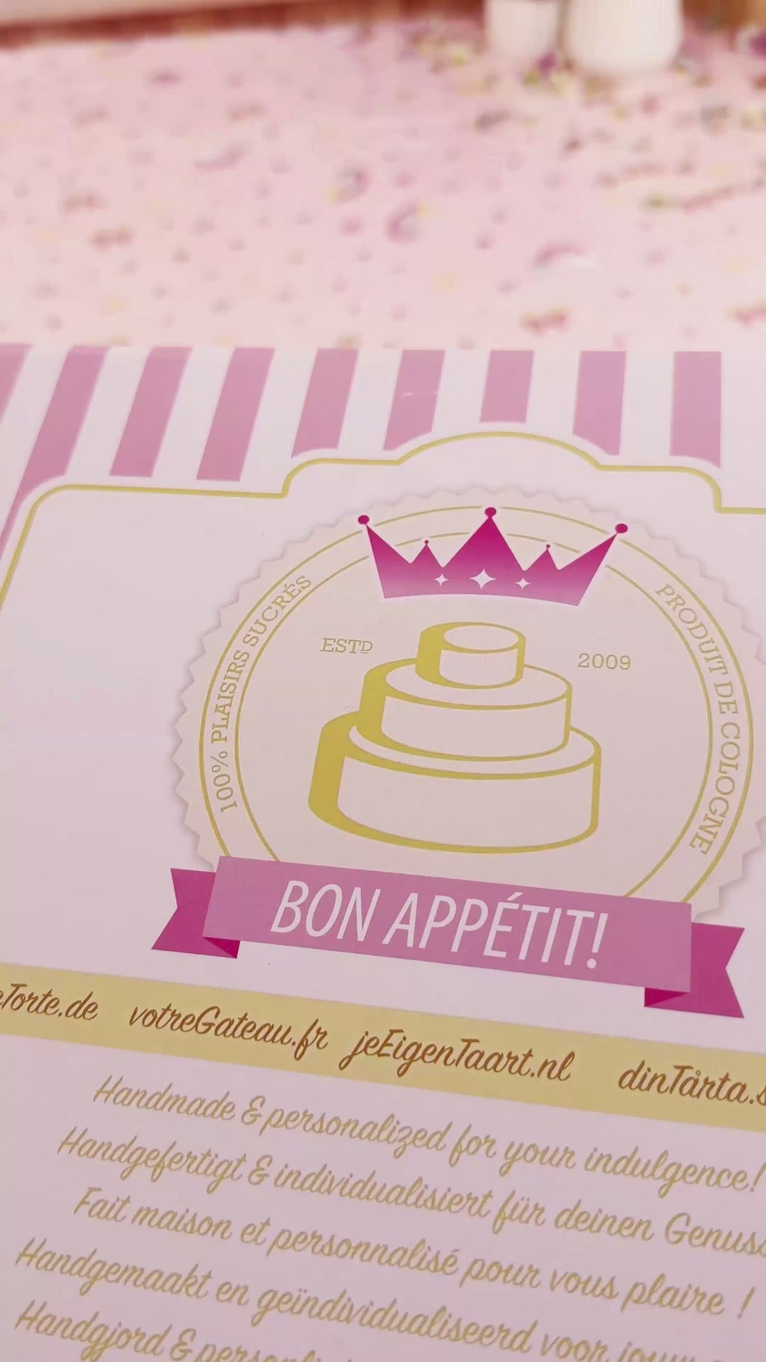 Mimmi® Pigg® på prickig tårta