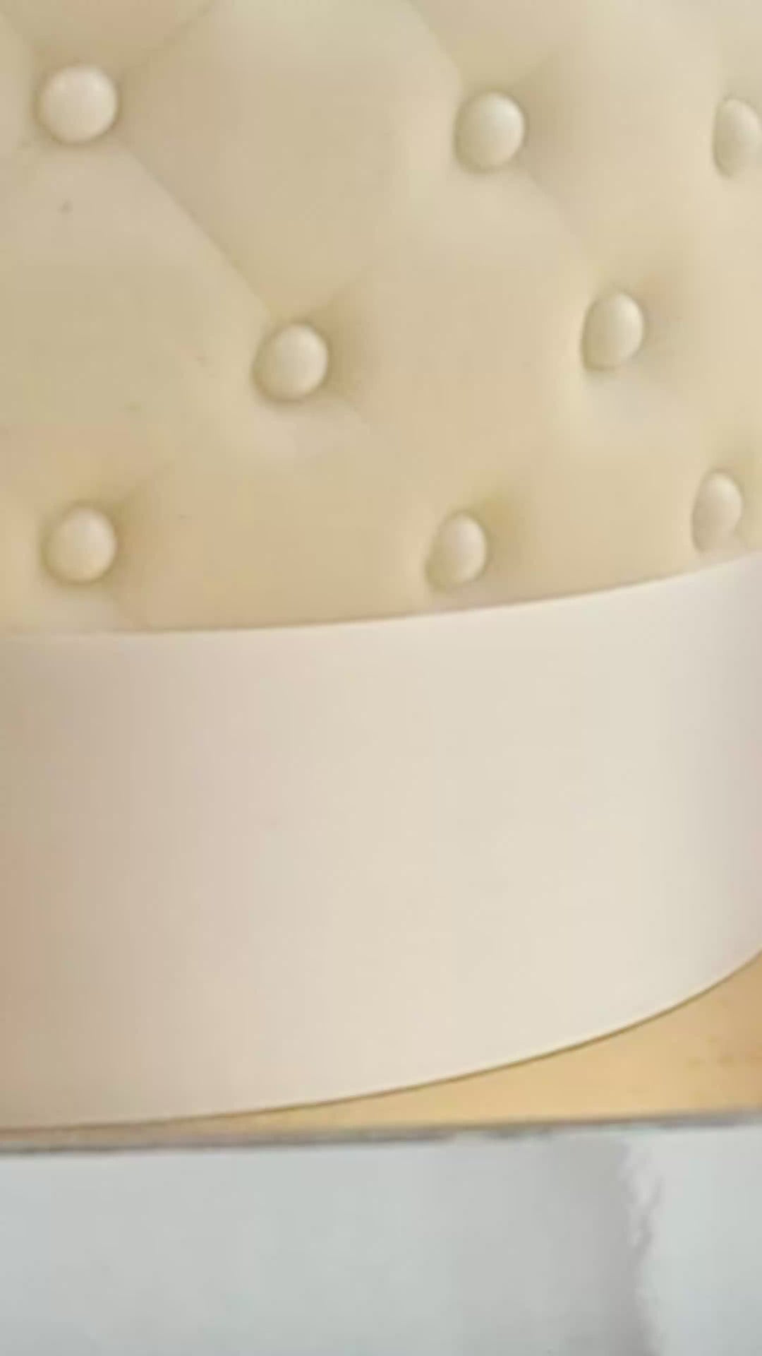 Deluxetårta i flera färger